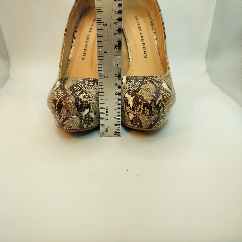 Chinese Laundry Wonder Python Platform Pumps Stil… - image 2